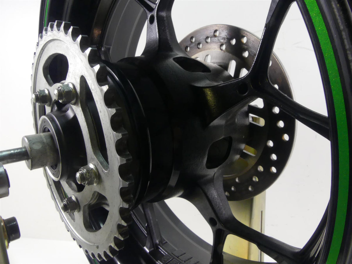 2019 Kawasaki ZX1400 ZX-14R Ninja Straight Rear Wheel Rim 17x6 41073-0574 {{ shop.shopifyCountryName }} - Mototech271