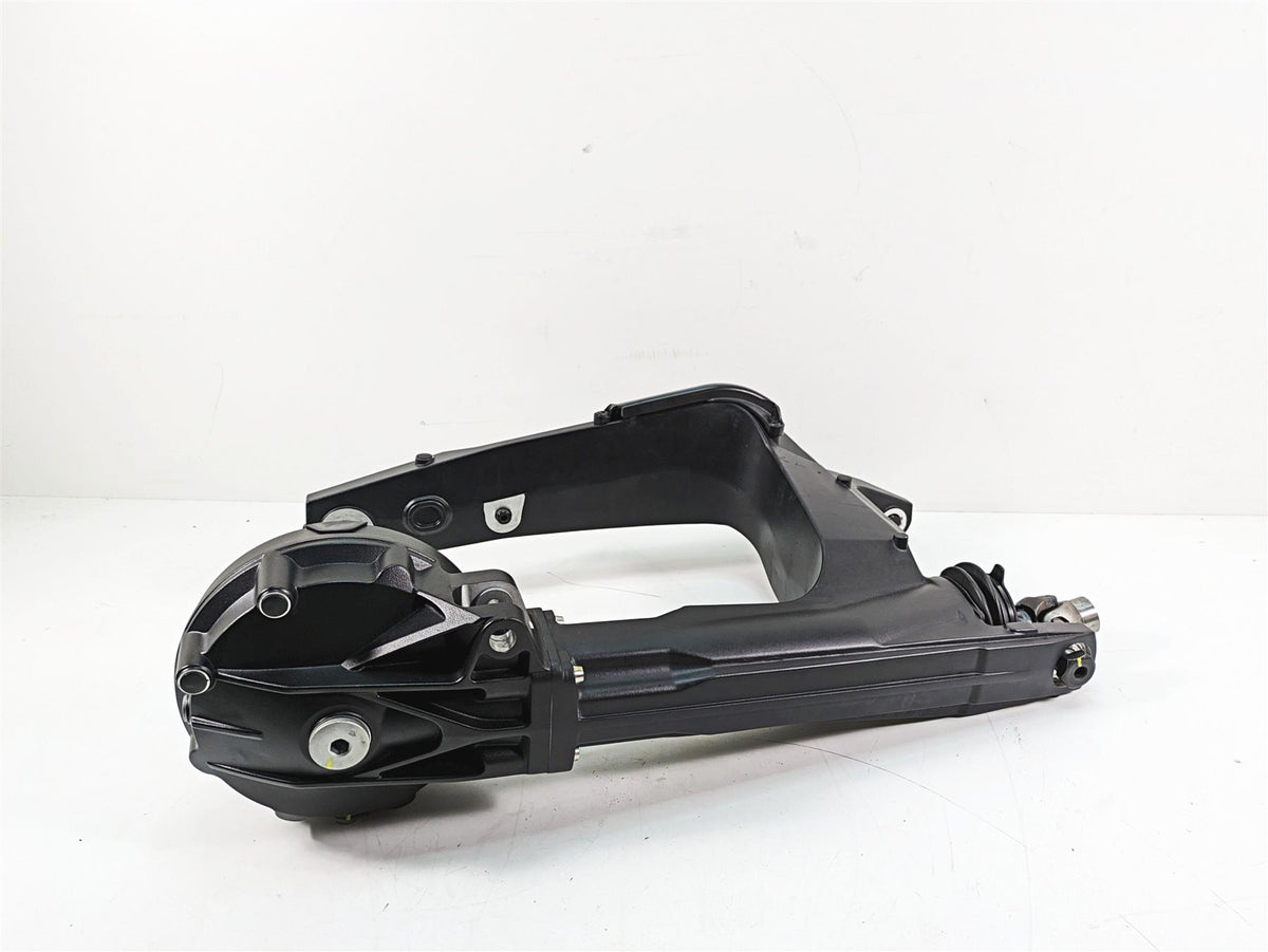 2020 Moto Guzzi V85 TT Adventure Differential Drive Shaft Swingarm Set 2B004678 {{ shop.shopifyCountryName }} - Mototech271