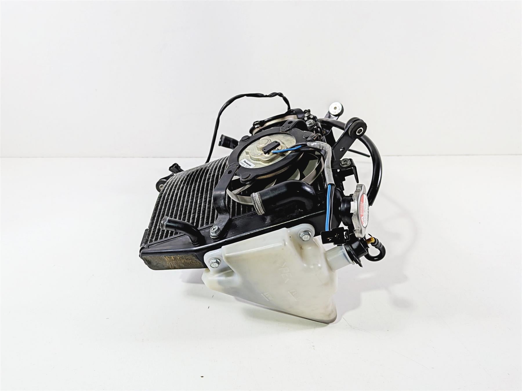 2008 Yamaha YZF R1 RN19 Radiator Fan Reservoir Set - No Leaks 4C8-12461-00-00 {{ shop.shopifyCountryName }} - Mototech271