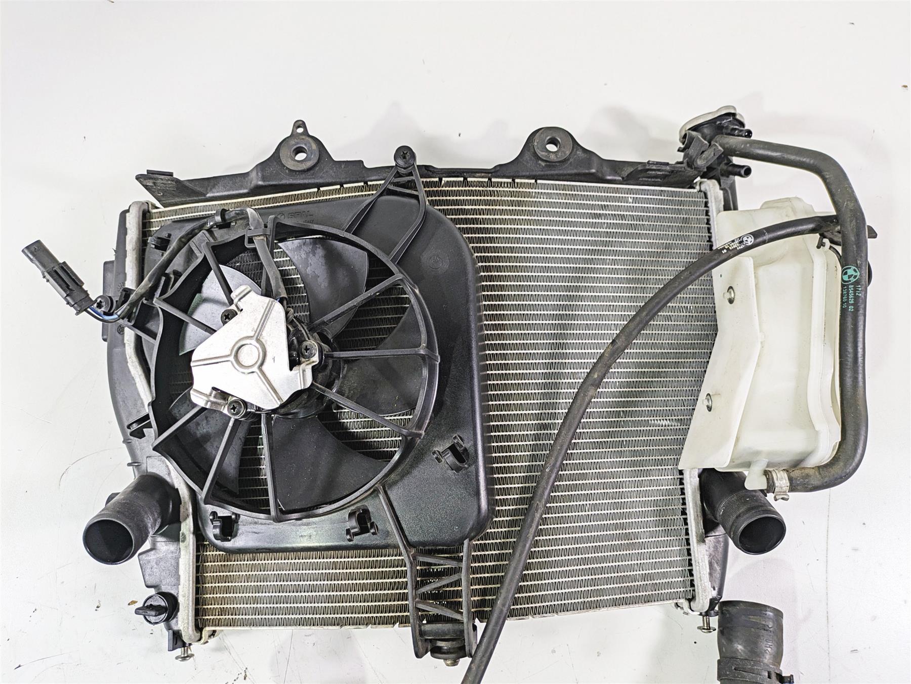2019 BMW S1000XR K49 Radiator Fan Hoses Reservoir -No Leaks 17118551544 {{ shop.shopifyCountryName }} - Mototech271