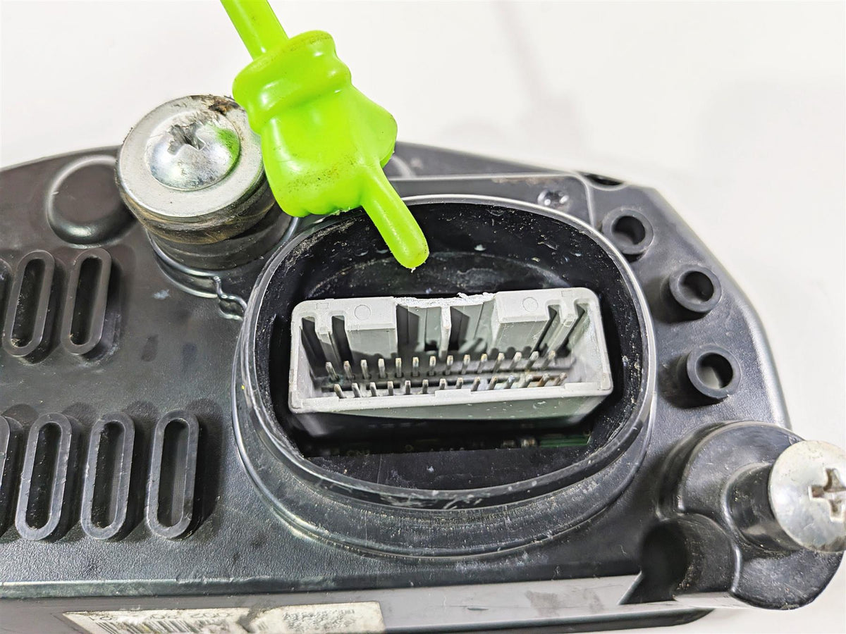 2016 Yamaha YZF R1 RN32 Speedometer Gauges 26K For Parts 2CR-83500-20-00 {{ shop.shopifyCountryName }} - Mototech271
