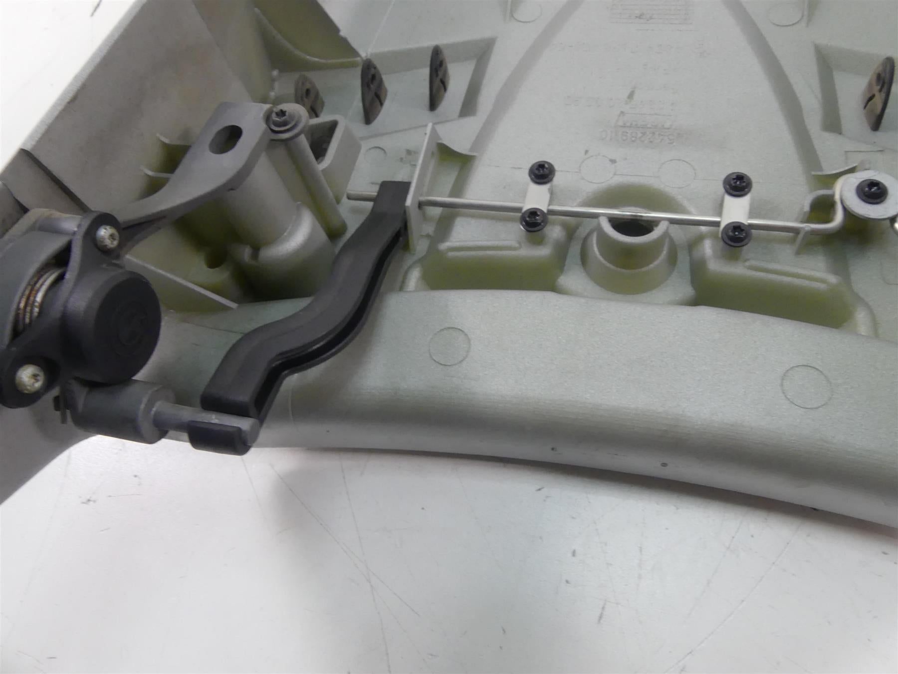 2008 BMW R1200GS K25 Rear Support Bracket Mount 46547693422 {{ shop.shopifyCountryName }} - Mototech271
