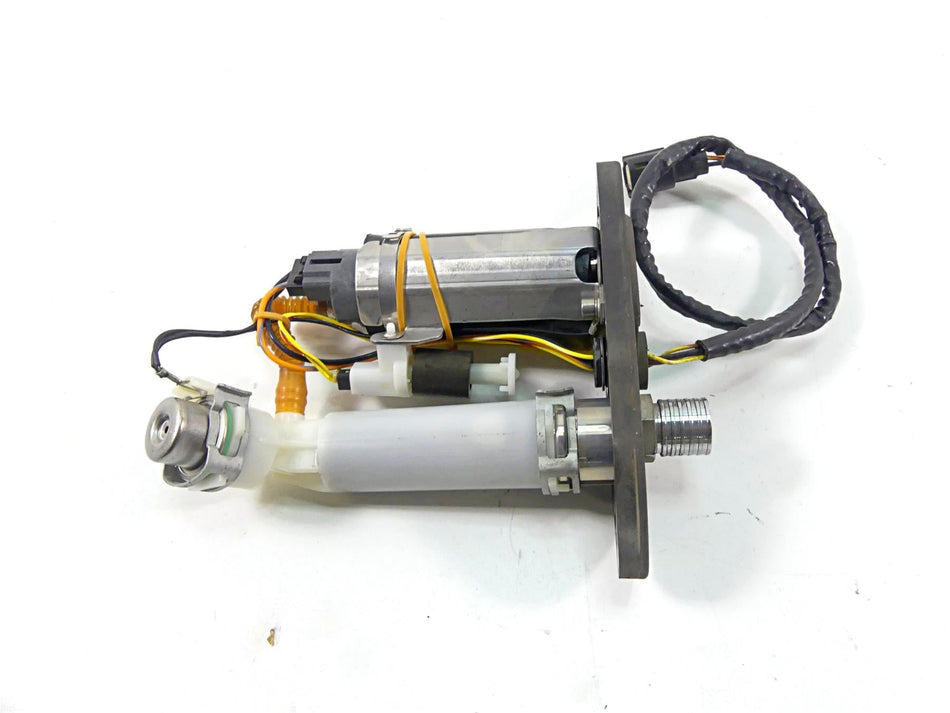 2017 Harley XL1200 CX Sportster Roadster Fuel Gas Petrol Pump - Tested 75268-07F {{ shop.shopifyCountryName }} - Mototech271