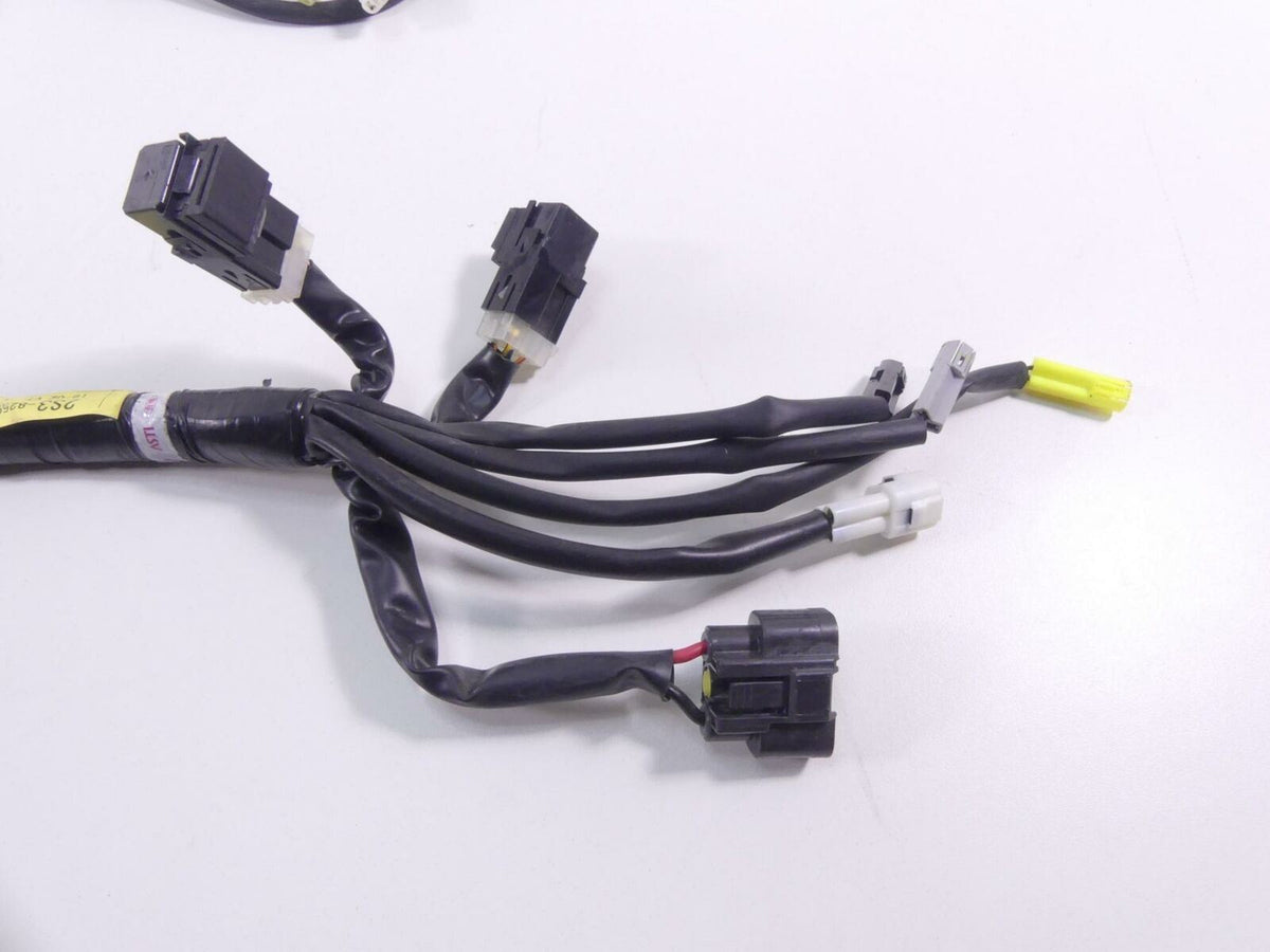 2019 Yamaha VMX17 V-Max 1700 Main Wiring Harness Loom - No Cuts 2S3-82590-00-00 {{ shop.shopifyCountryName }} - Mototech271