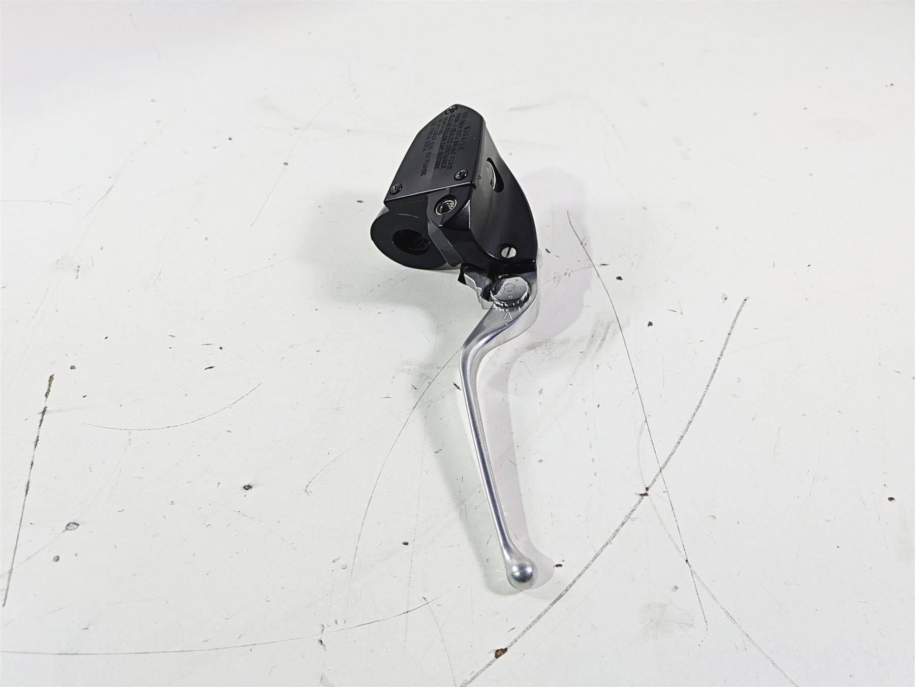 2012 Victory Cross Country Front Brake Master Cylinder + Lever 1911079 1912686 {{ shop.shopifyCountryName }} - Mototech271