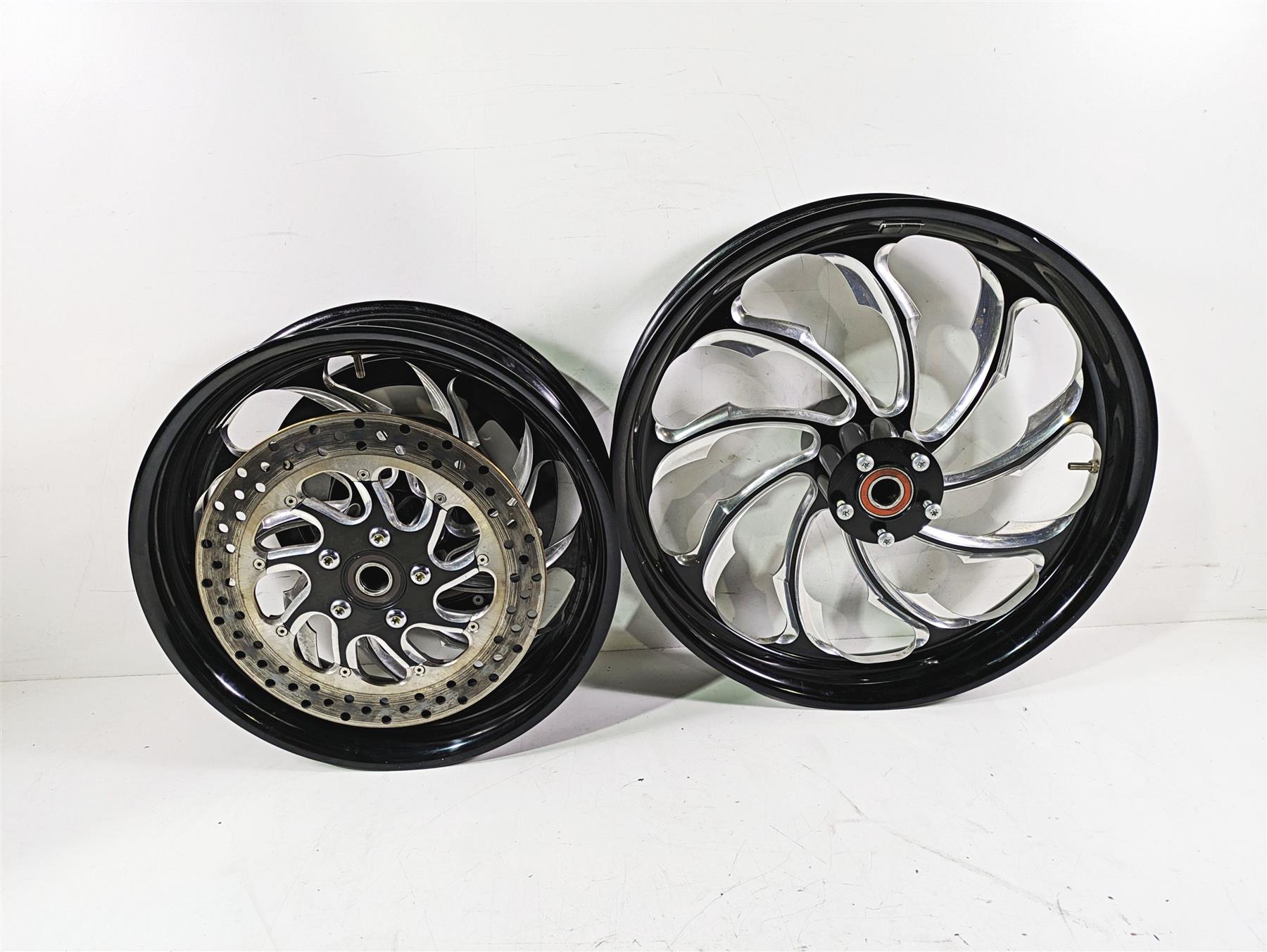 2015 Harley Touring FLHXS Street Glide Performance Machine Contrast Wheel Set {{ shop.shopifyCountryName }} - Mototech271