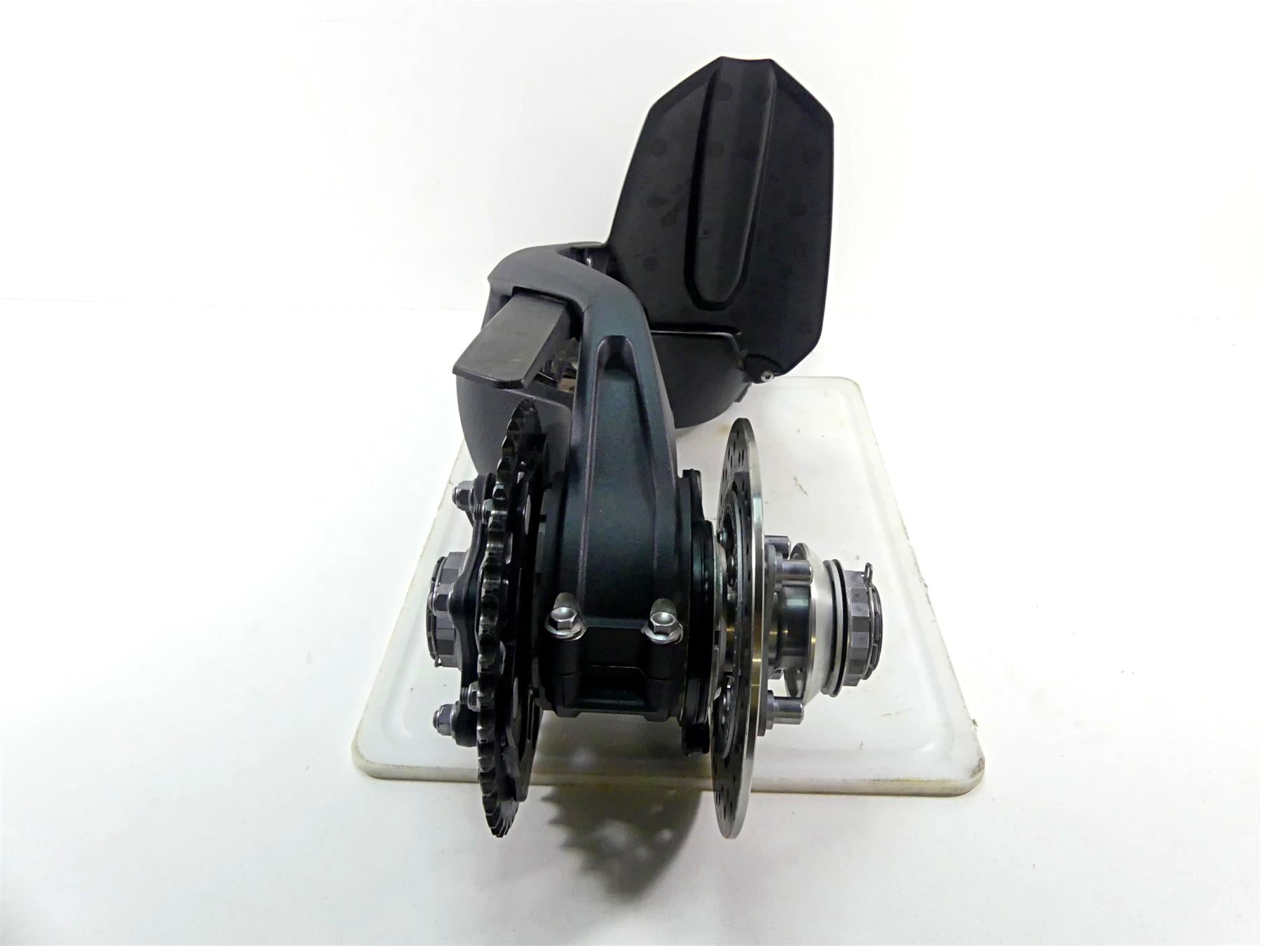 2022 Triumph Speed Triple 1200 RS Rear Swingarm Swing Arm & Axle T2050629 {{ shop.shopifyCountryName }} - Mototech271