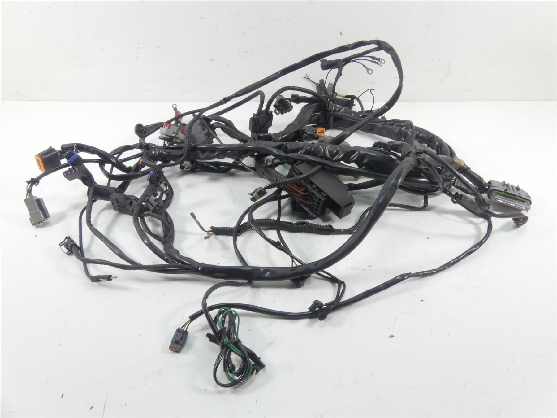 2005 Harley Touring CVO FLHTC SE Electra Glide Wiring Harness -Read 70985-04 {{ shop.shopifyCountryName }} - Mototech271