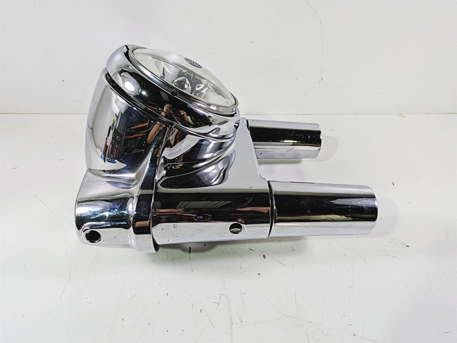 2012 Harley FLD Dyna Switchback Headlight Chrome Nacelle Set 61400078 57200024 {{ shop.shopifyCountryName }} - Mototech271
