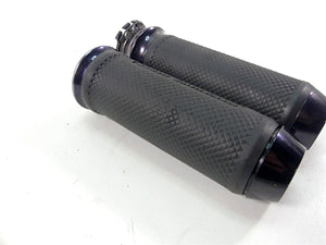 2014 Harley Dyna FXDB Street Bob Performance Machine Hand Grip Set 0063-2027-B | Mototech271