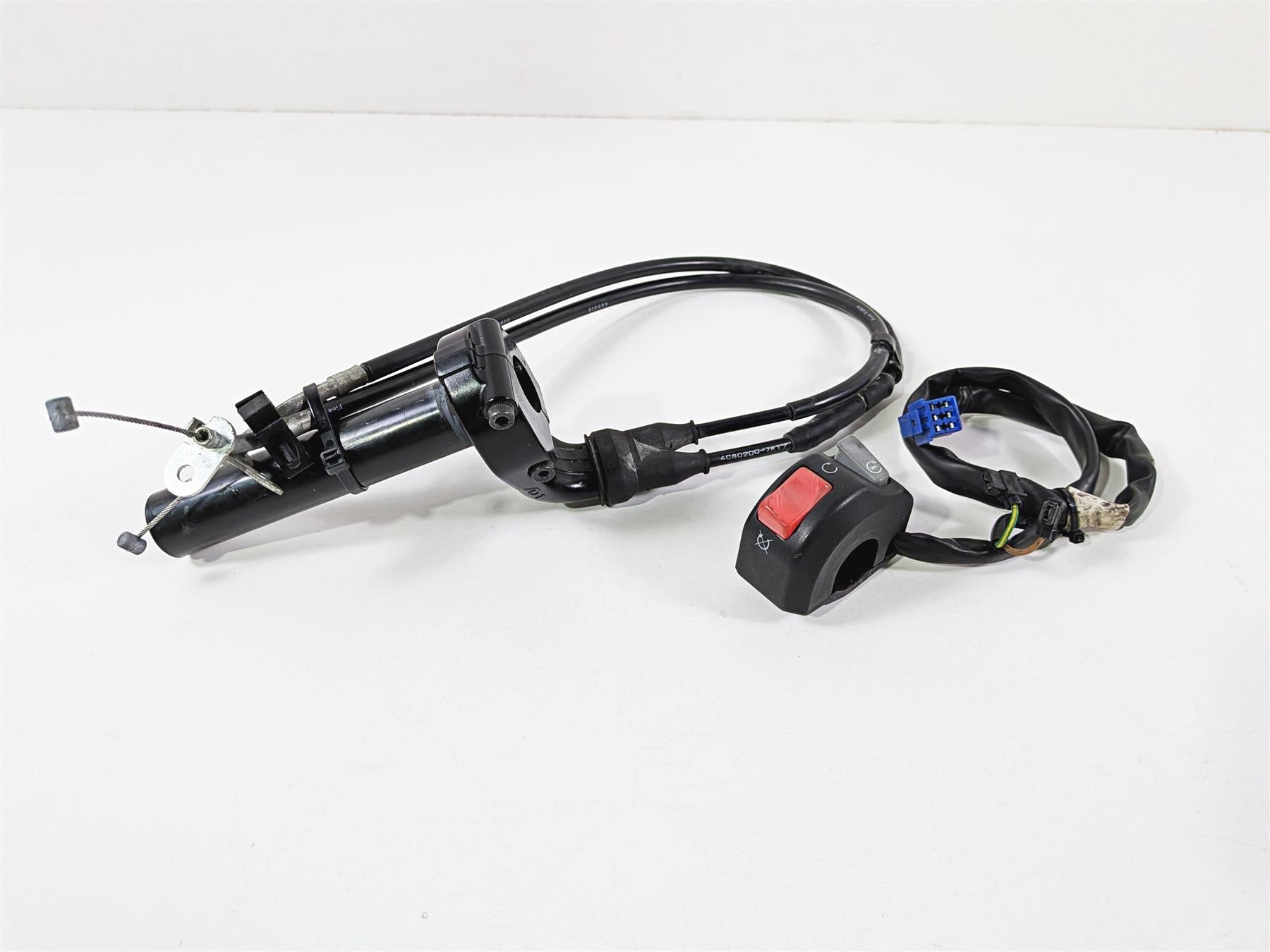 2008 Yamaha YZF R1 RN19 Right Hand Control Switch & Throttle Grip 4C8-83975-00 {{ shop.shopifyCountryName }} - Mototech271