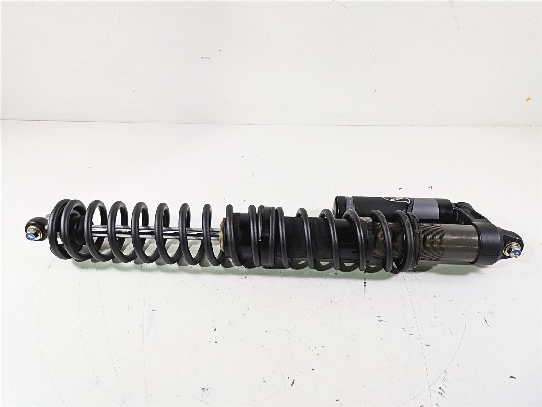 2022 Yamaha YXZ1000 R Fox Right Rear Shock Damper 531miles B5H-F2203-01 {{ shop.shopifyCountryName }} - Mototech271