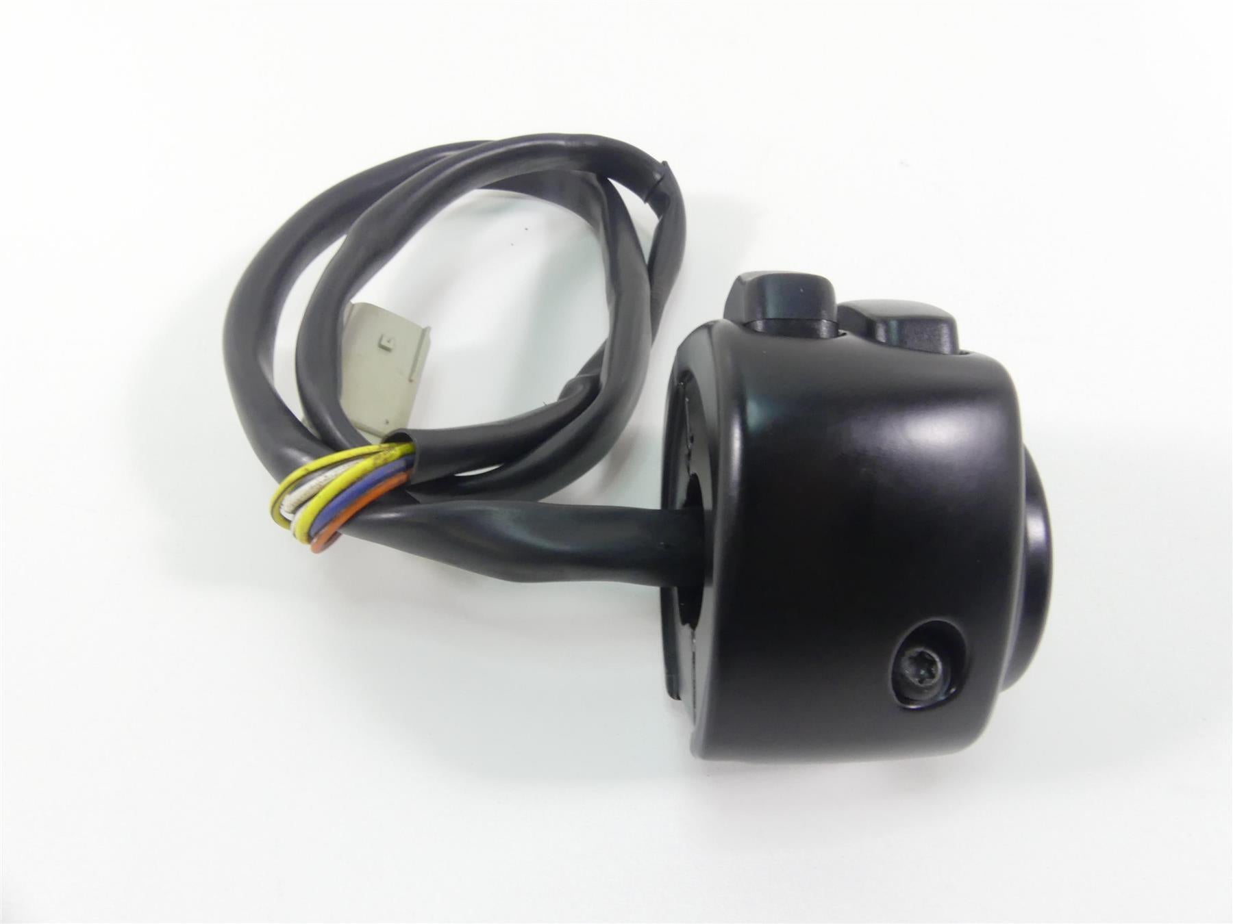 2008 Harley Softail FLSTSB Cross Bones Left Hand Signal Control Switch 71682-06A {{ shop.shopifyCountryName }} - Mototech271