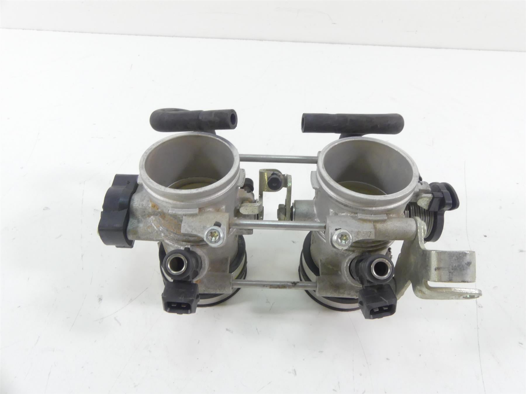 2009 BMW F800GS K72 Throttle Body Bodies Fuel Injectors Injection 13547728355