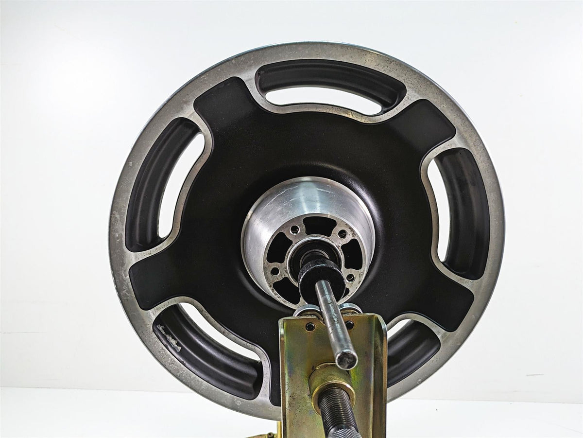 2006 Harley Touring FLHXI Street Glide Nice 16x3 Cast Front Wheel Rim 41285-06 {{ shop.shopifyCountryName }} - Mototech271