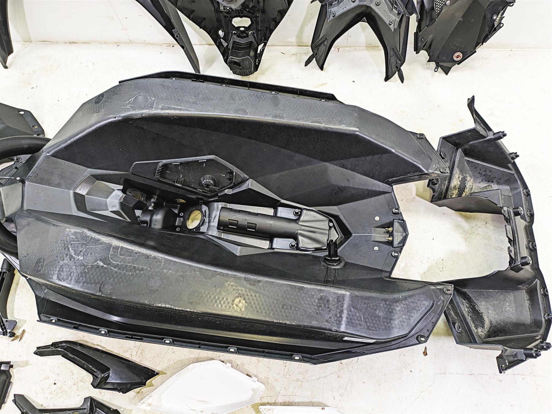 2016 Sea-Doo Spark 900 Body Plastic Black Cover Fairing Cowl Set 291004303 {{ shop.shopifyCountryName }} - Mototech271