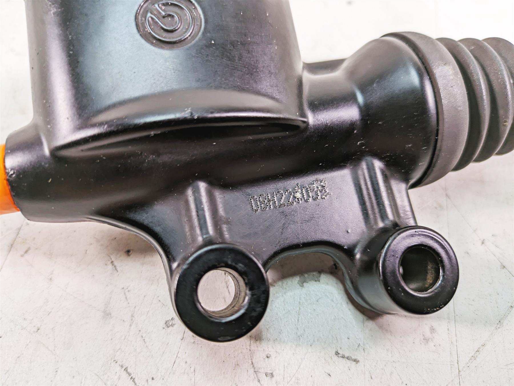 2009 Harley Touring FLHTCU Electra Glide Rear Brake Master Cylinder 41700028A {{ shop.shopifyCountryName }} - Mototech271