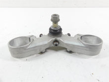 Load image into Gallery viewer, 2012 BMW R1200 GS K255 Adventure Lower Triple Tree Clamp - Read 31427664962
