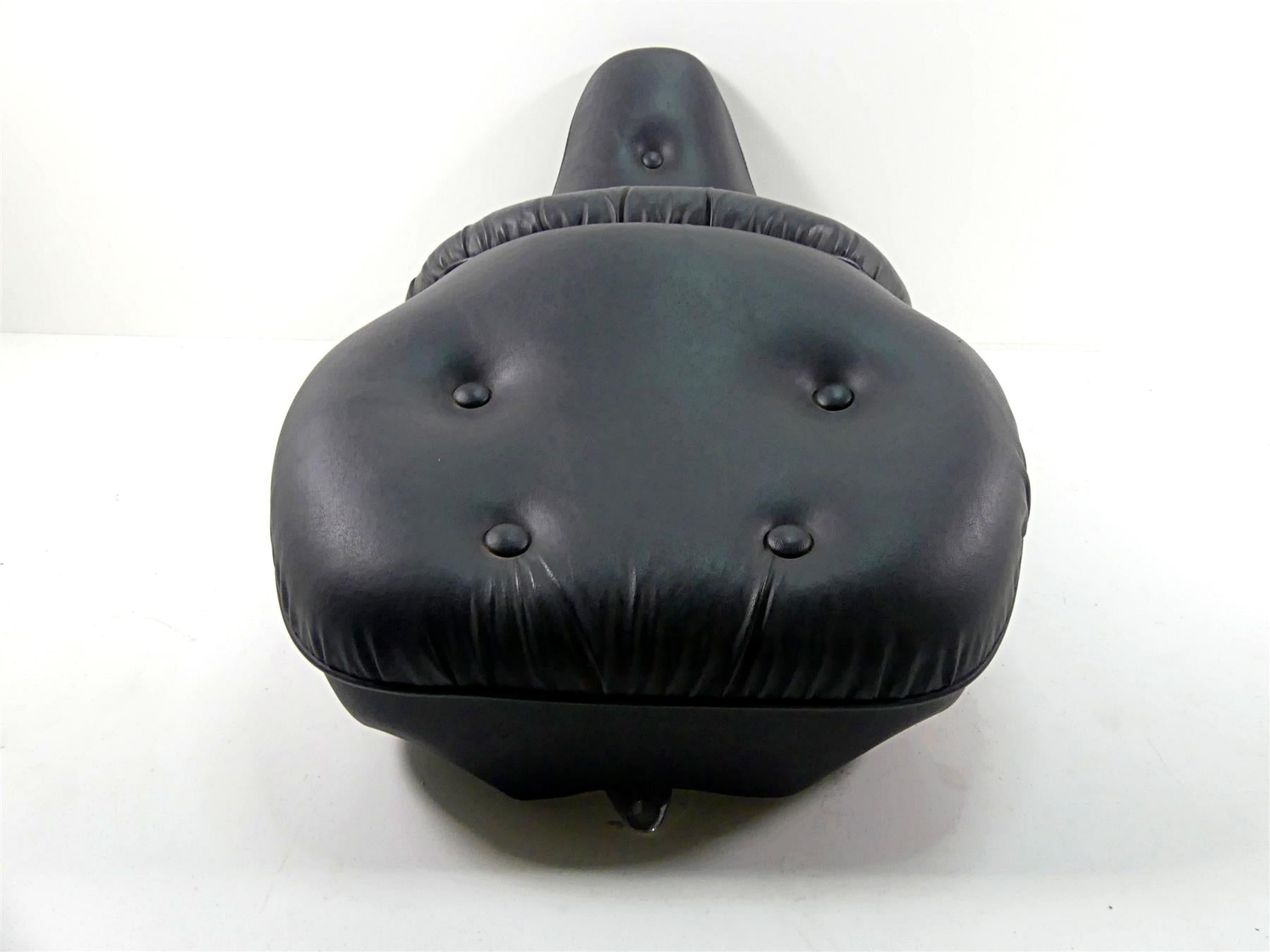 2003 Harley Touring FLHTCI E-Glide 100TH Standard Seat Saddle - Read 52164-97E {{ shop.shopifyCountryName }} - Mototech271