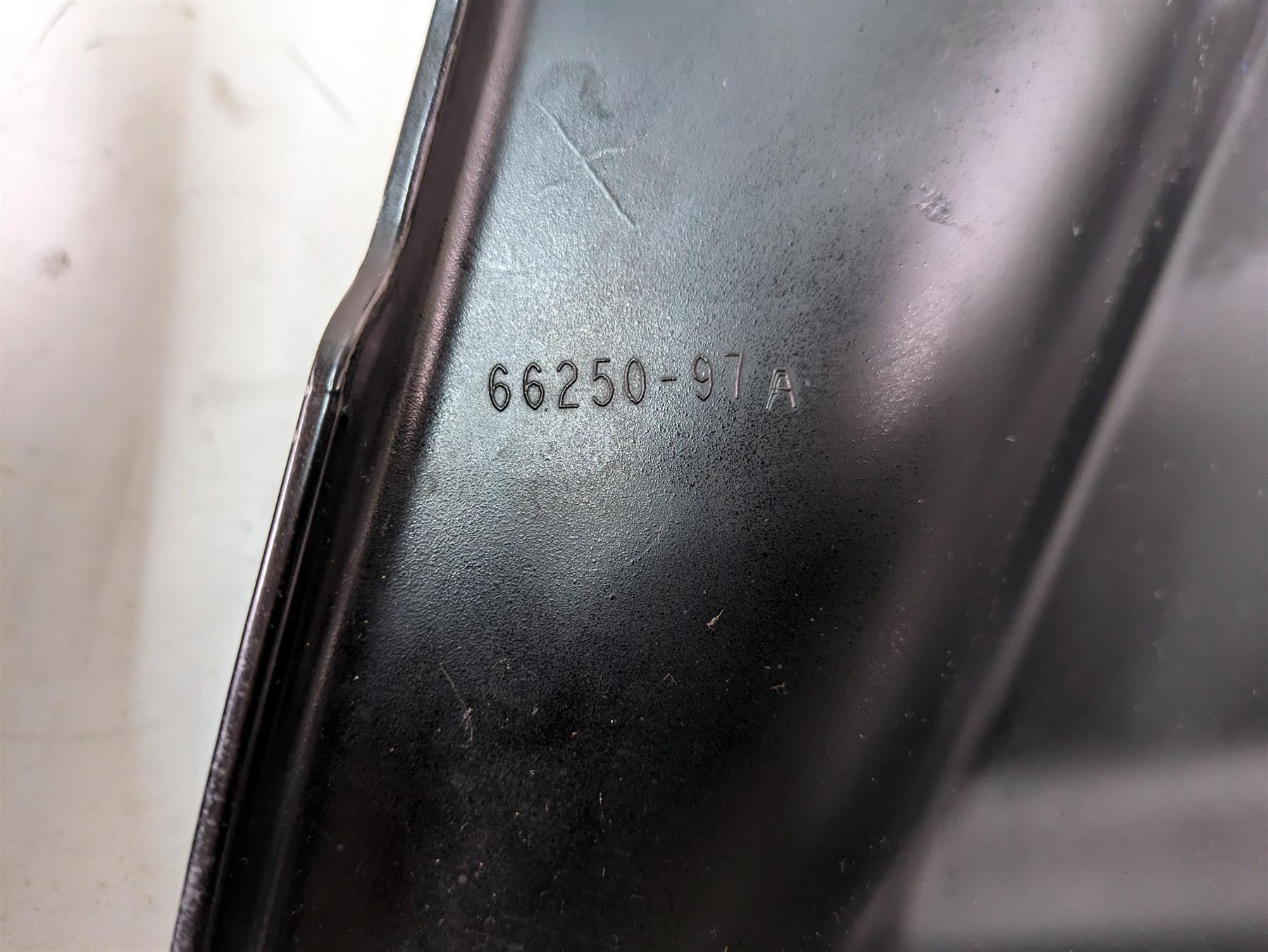 2006 Harley Touring FLHTCUI Electra Glide Vivid Black Side Cover Fairin 66670-97 {{ shop.shopifyCountryName }} - Mototech271