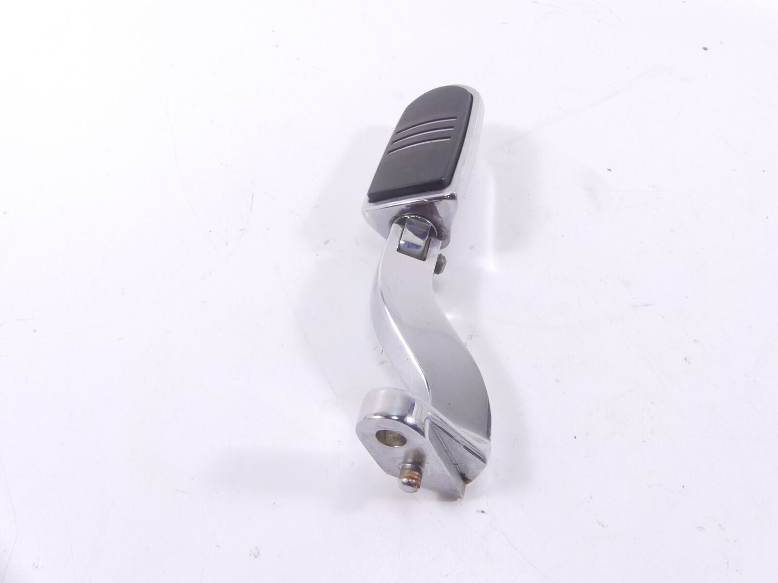 2004 Harley Touring FLHRSI Road King Right Passenger Footpeg Foot Peg 49015-04A {{ shop.shopifyCountryName }} - Mototech271