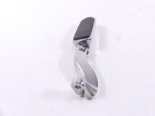 Load image into Gallery viewer, 2004 Harley Touring FLHRSI Road King Right Passenger Footpeg Foot Peg 49015-04A | Mototech271
