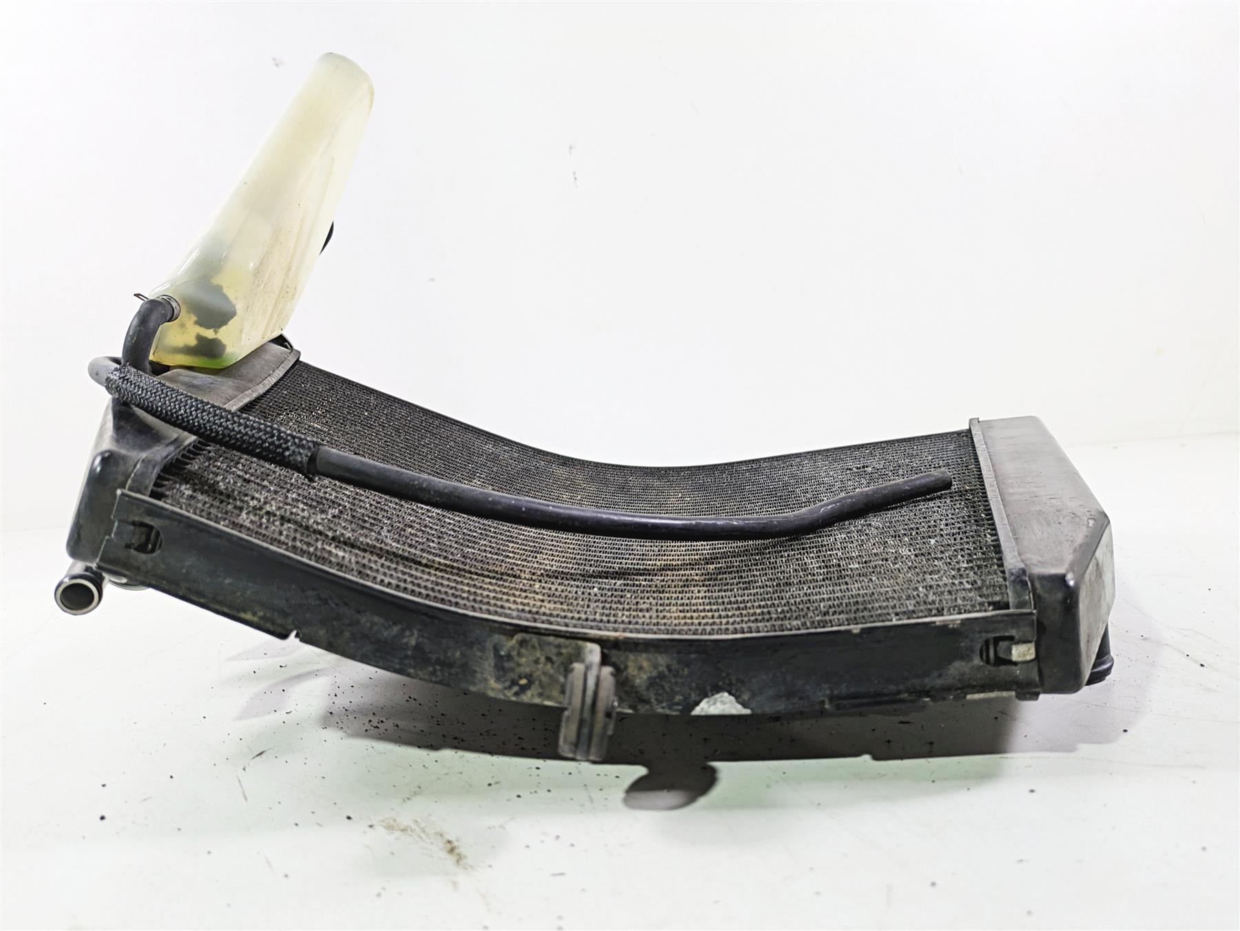 2008 Suzuki GSXR600 Radiator Fan Reservoir Set - No Leaks 17710-01H10 {{ shop.shopifyCountryName }} - Mototech271