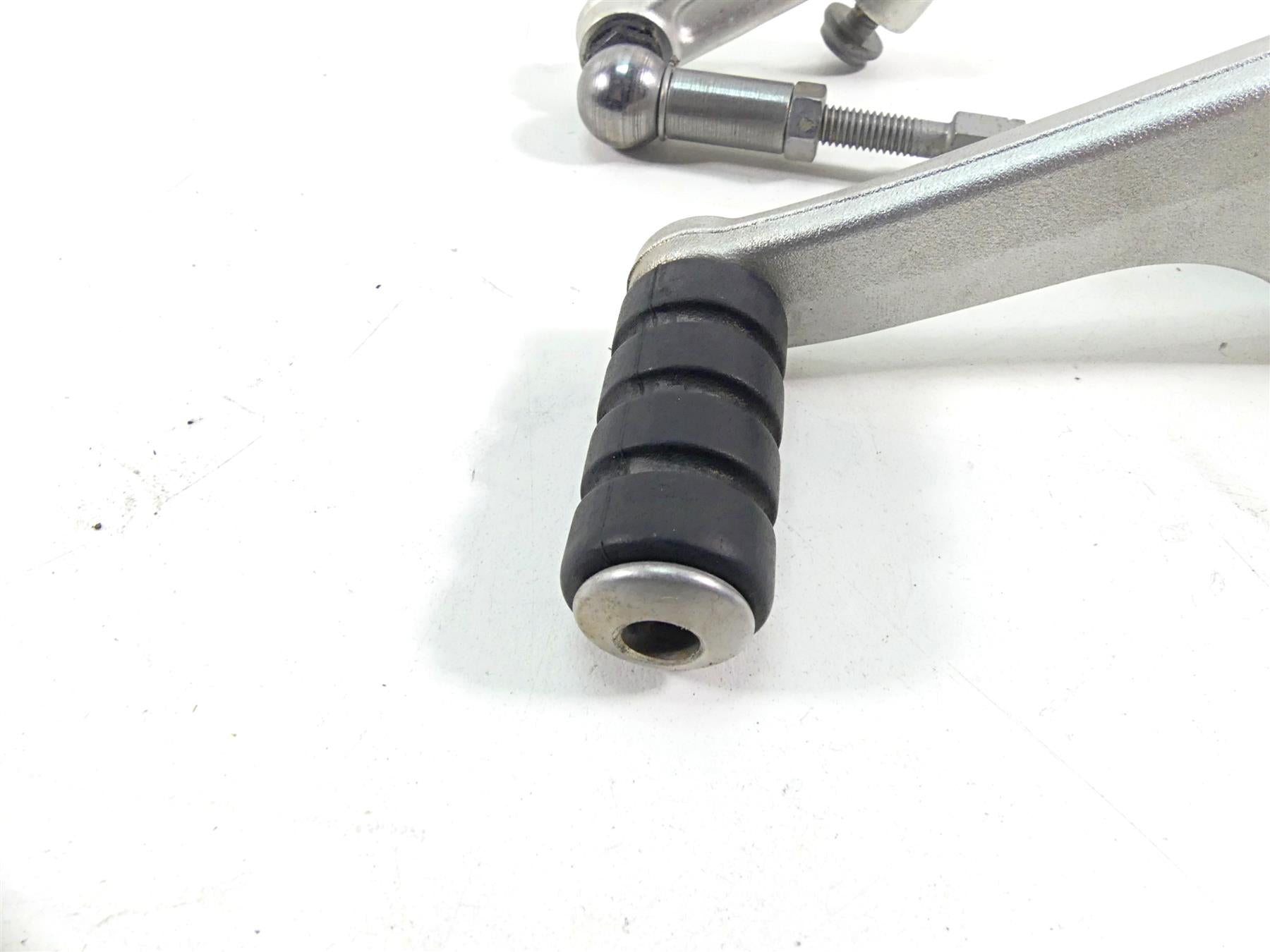 2014 BMW R1200GS K50 Shifter Gear Shift Lever Peg + Linkage 23418526730 {{ shop.shopifyCountryName }} - Mototech271