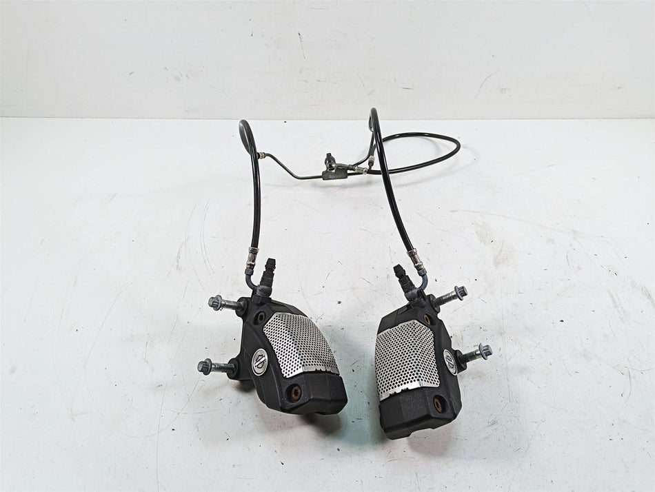 2009 Harley Touring FLHTCU Electra Glide Front Brake Caliper Set 43027-08 {{ shop.shopifyCountryName }} - Mototech271