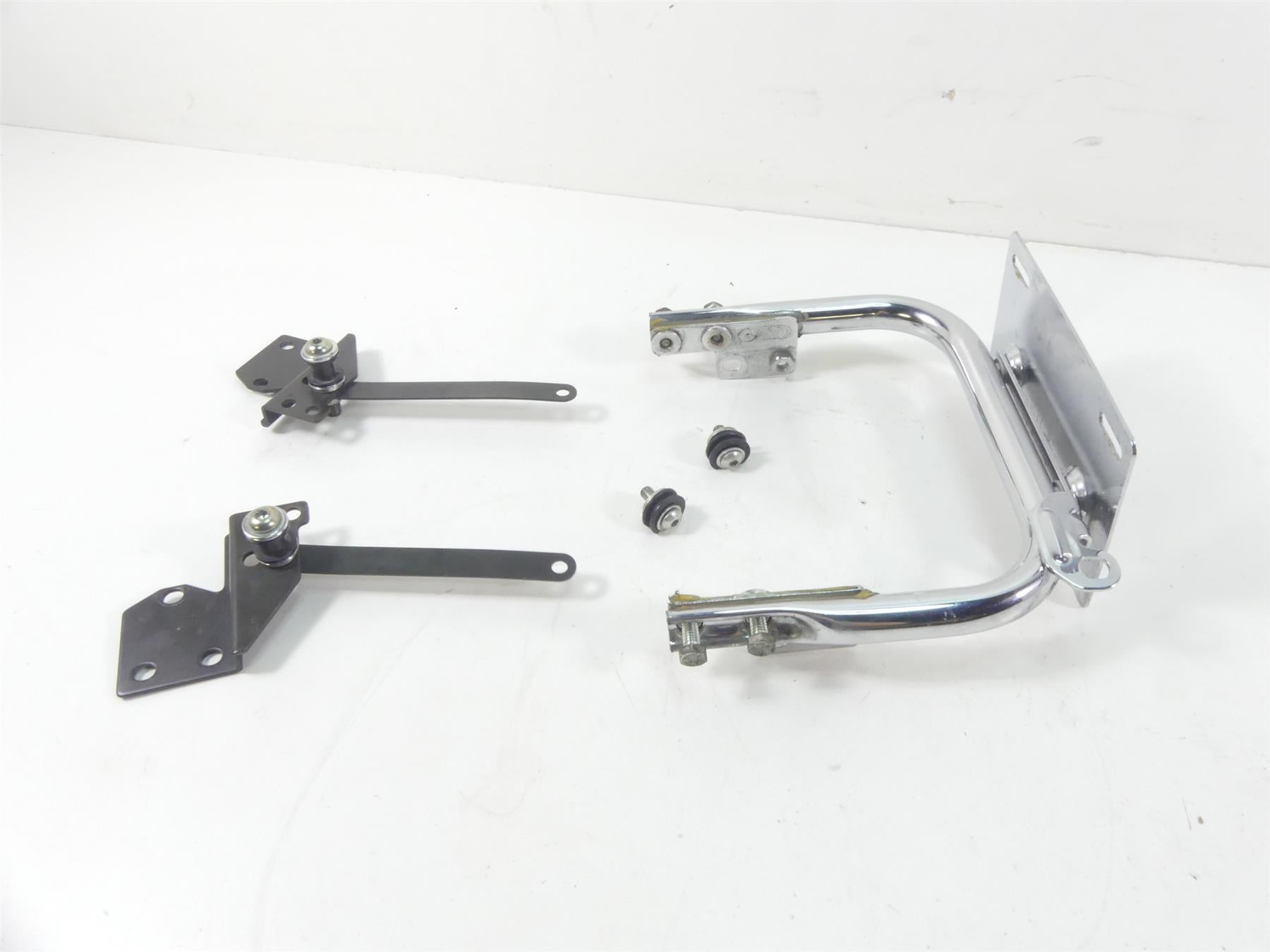 2004 Harley FLHTC SE CVO Electra Glide Backrest Mount Holder Set 53758-96C {{ shop.shopifyCountryName }} - Mototech271