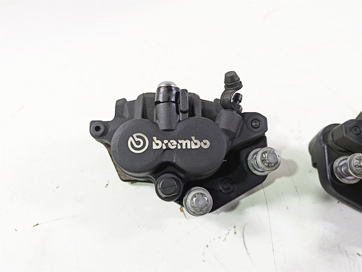 2017 BMW F800GS Adv K75 Brembo Front Brake Caliper Set 34117716715 34117716716 {{ shop.shopifyCountryName }} - Mototech271