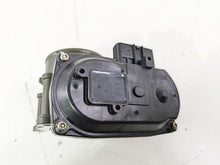 Load image into Gallery viewer, 2020 Yamaha Waverunner VX1050 Deluxe Mikuni Throttle Body 6EY-13750-00-00
