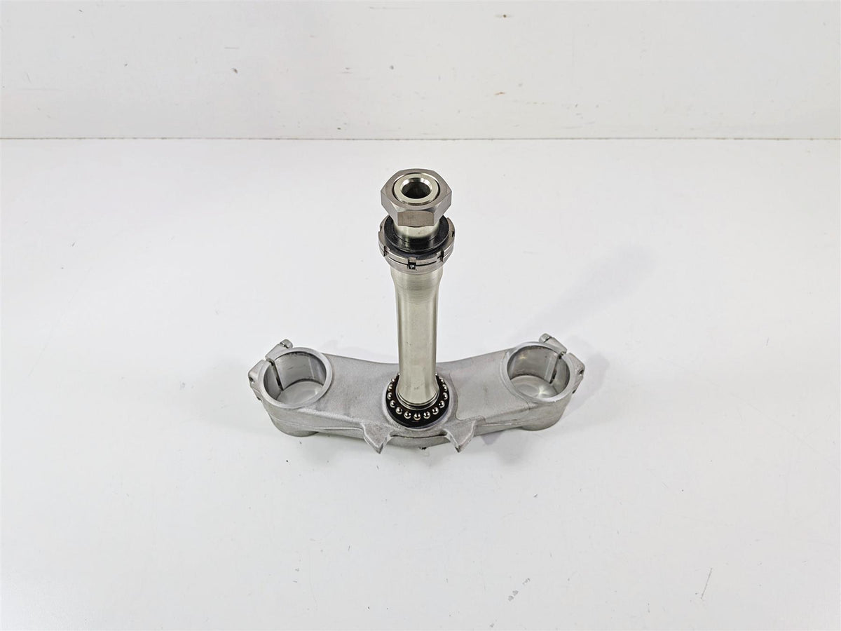 2022 Kawasaki ZX10R ZX1000 Ninja Lower Triple Tree Steering Clamp 44037-0198 {{ shop.shopifyCountryName }} - Mototech271