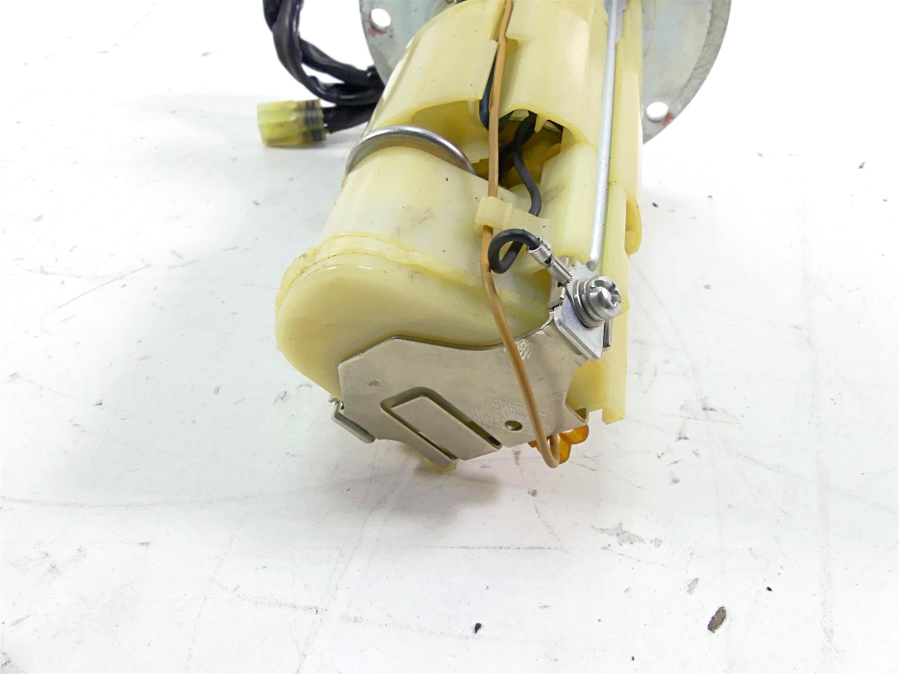 2010 Kawasaki ZX1400 ZX14 R Ninja Fuel Gas Pump & Sending Unit Tested 49040-0024 {{ shop.shopifyCountryName }} - Mototech271