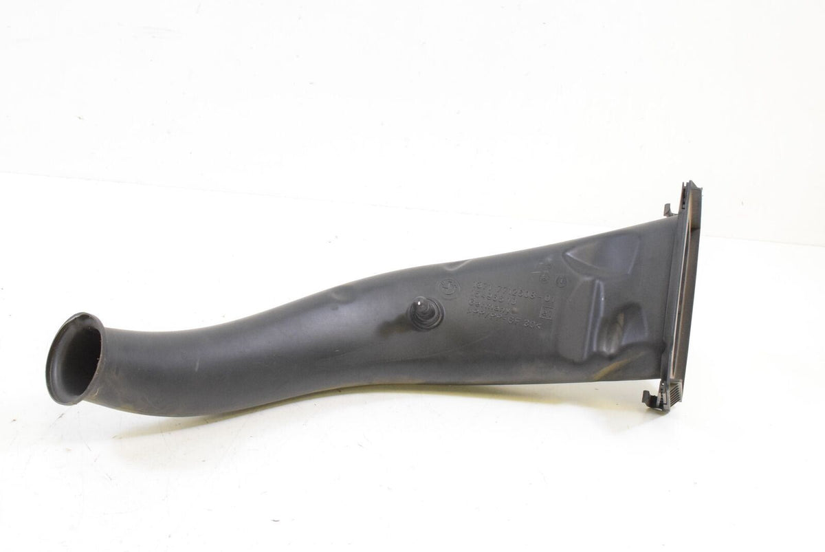 2012 BMW R1200RT R1200 RT K26 Front Air Intake Nozzle Scoop 13717712608 {{ shop.shopifyCountryName }} - Mototech271