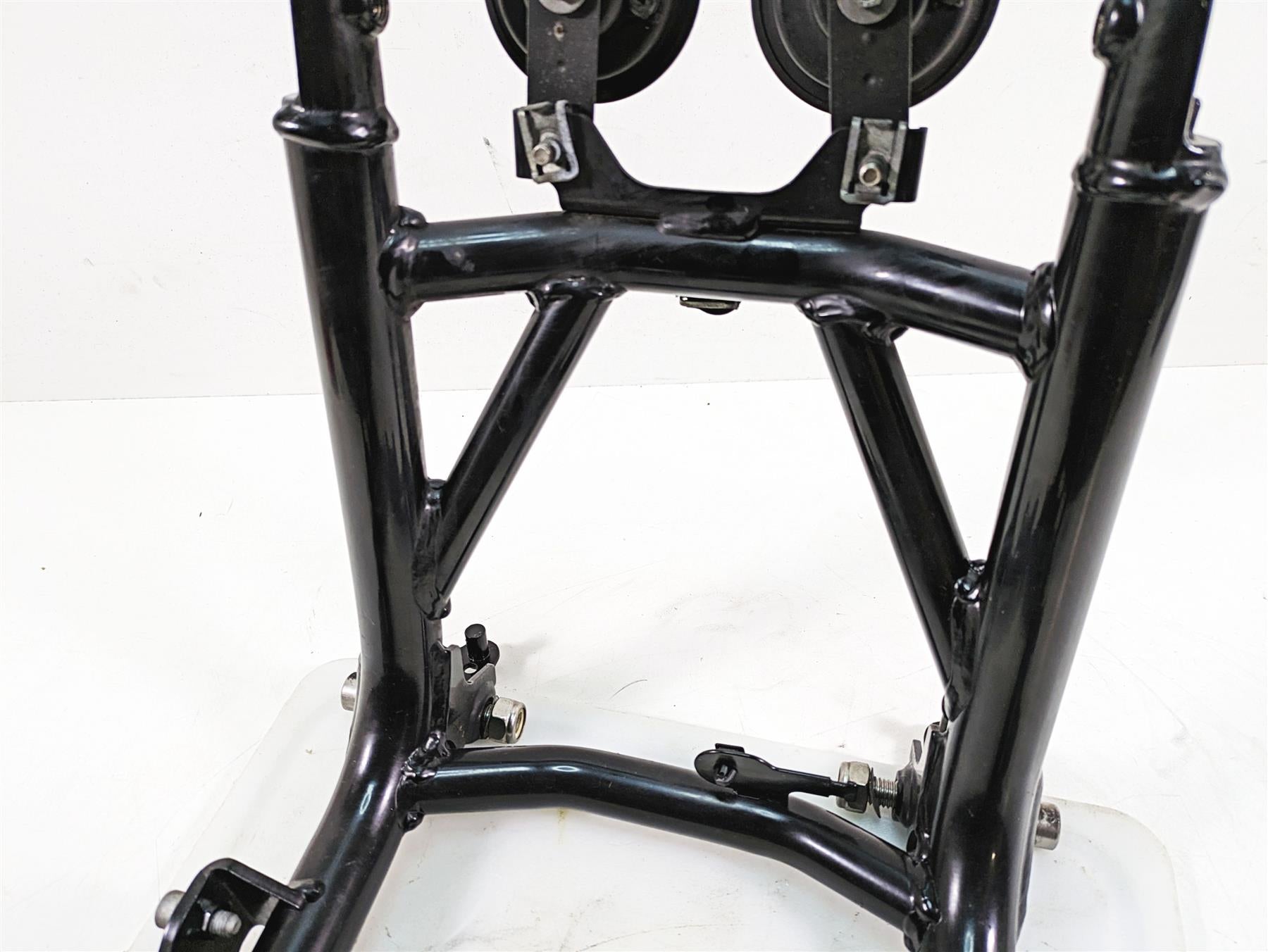 2014 Moto Guzzi California 1400 T Straight Lower Frame Rail Downtube Set 886837 {{ shop.shopifyCountryName }} - Mototech271