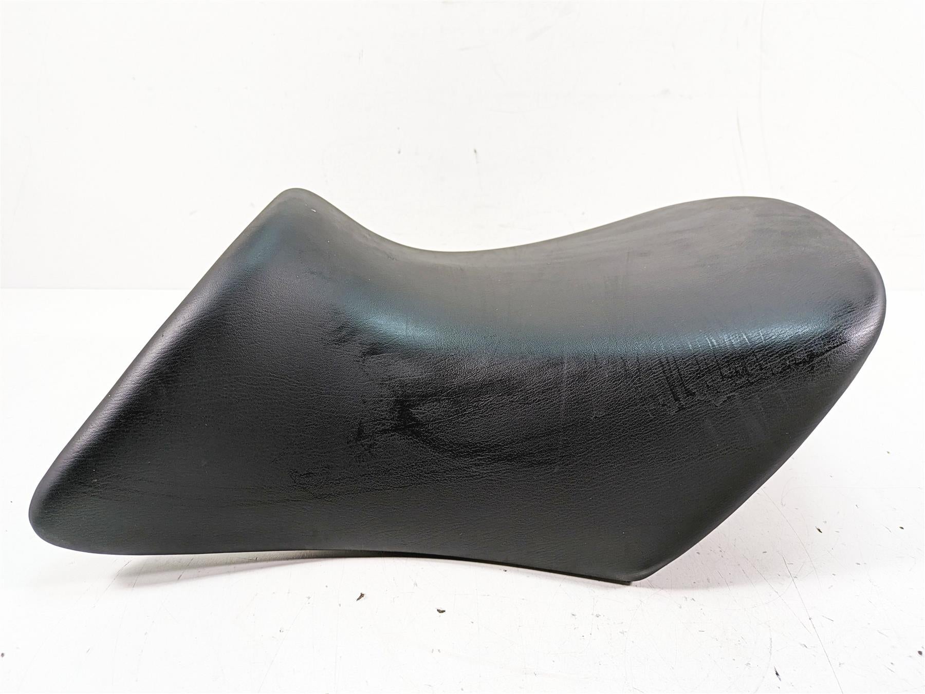 2007 BMW R1200RT K26 Heated Black Front Rider Seat Saddle 52537683654 {{ shop.shopifyCountryName }} - Mototech271