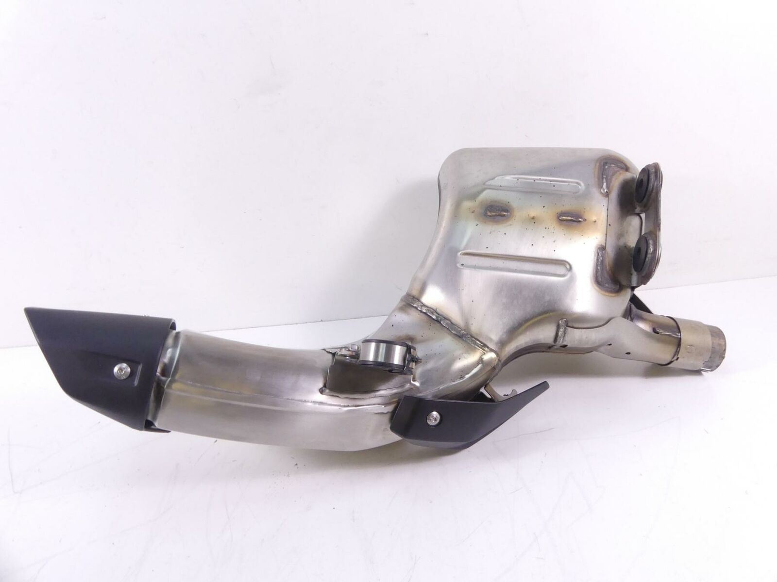 2020 BMW F900 R F900R K83 Exhaust Pipe Silencer Muffler 8358800 8565022 {{ shop.shopifyCountryName }} - Mototech271