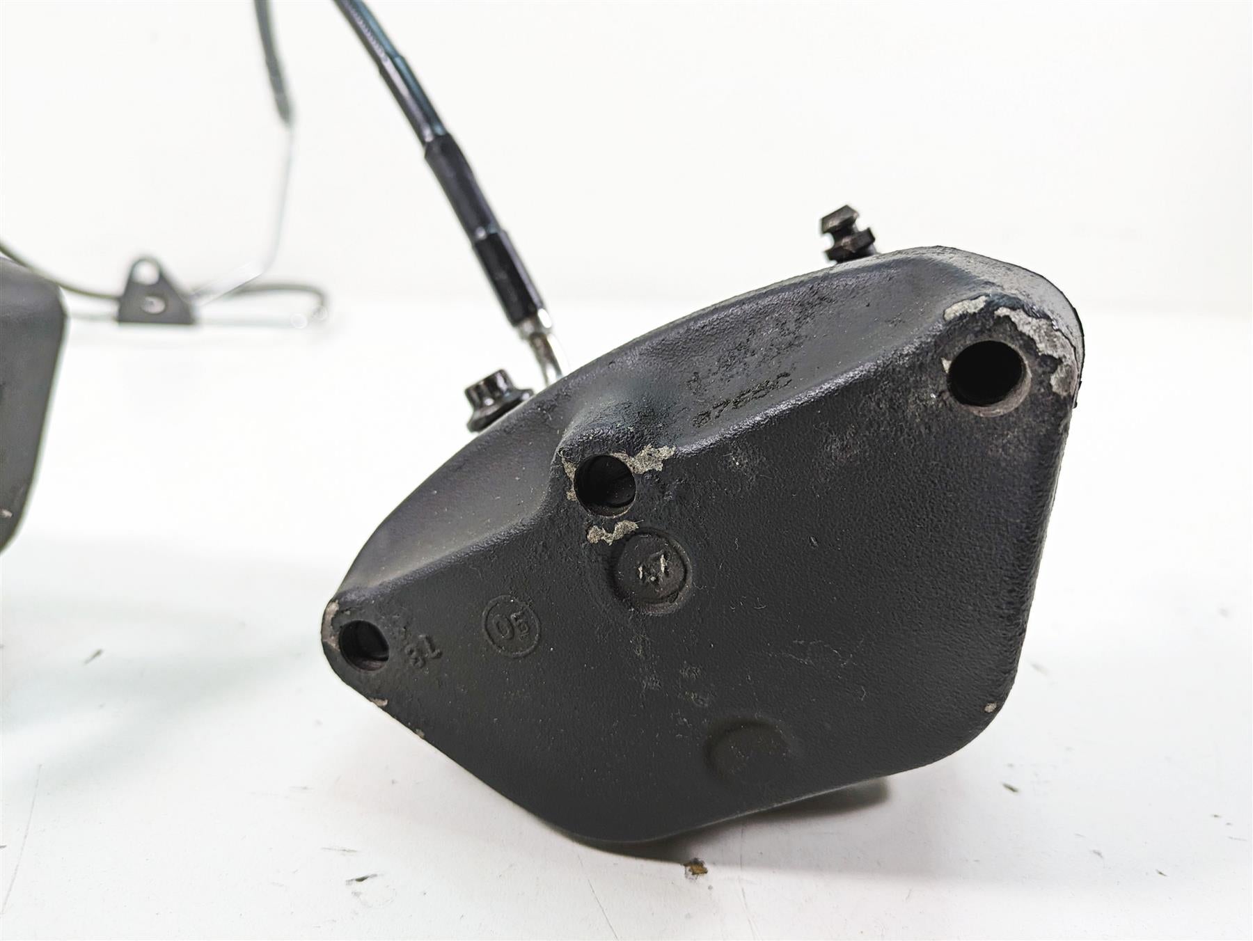 2005 Harley Touring FLHTCUI Electra Glide Front Brake Caliper Set 44046-00D {{ shop.shopifyCountryName }} - Mototech271