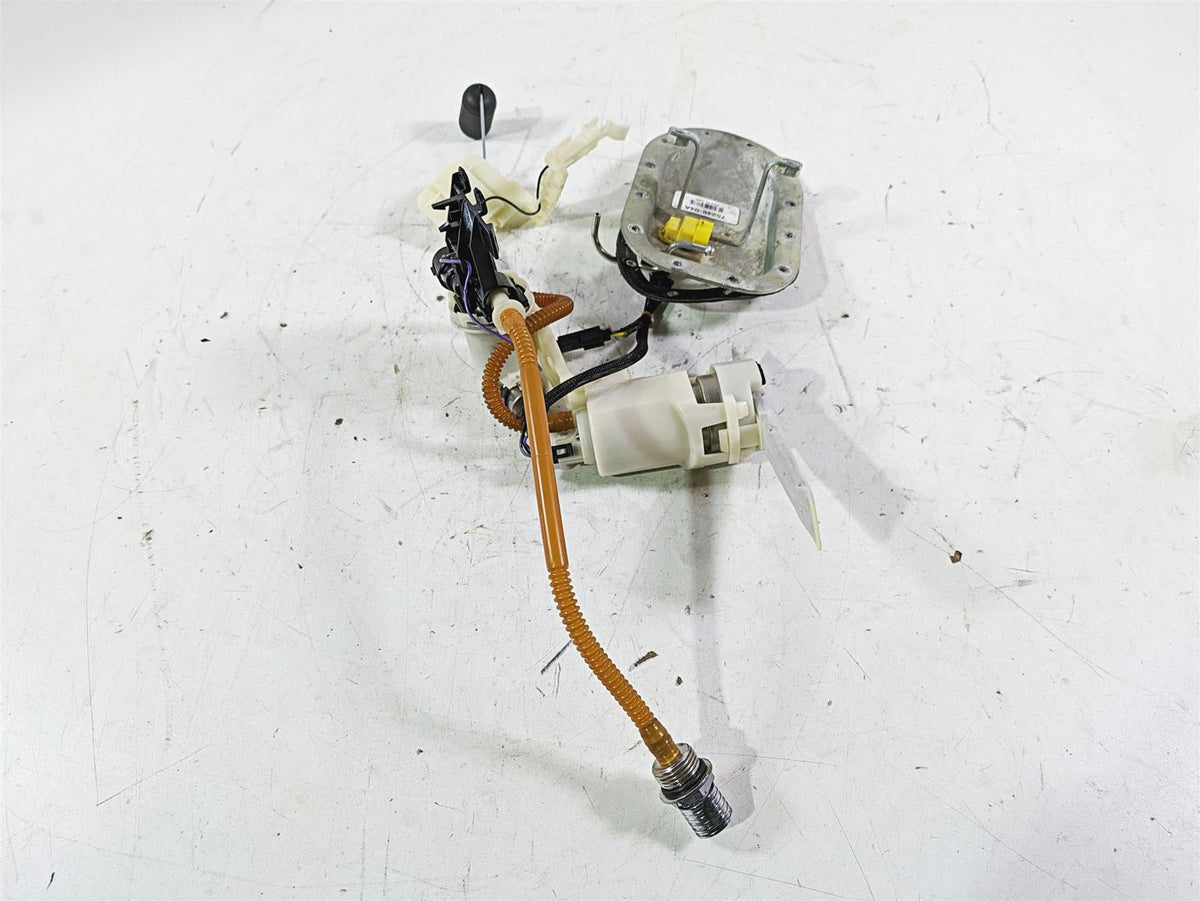 2013 Harley FXDWG Dyna Wide Glide Fuel Gas Petrol Pump - Tested 75246-04A {{ shop.shopifyCountryName }} - Mototech271