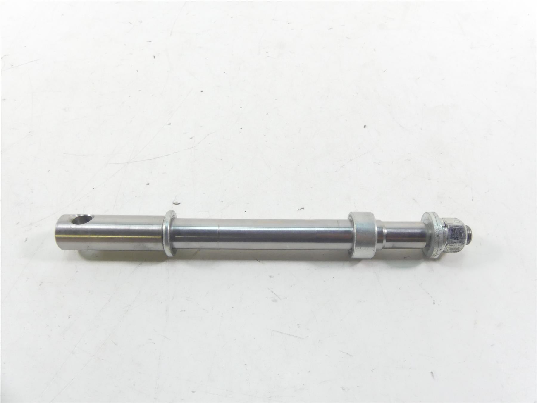 2000 Harley Dyna FXR4 CVO Super Glide Front Axle Wheel Spindle 43895-00