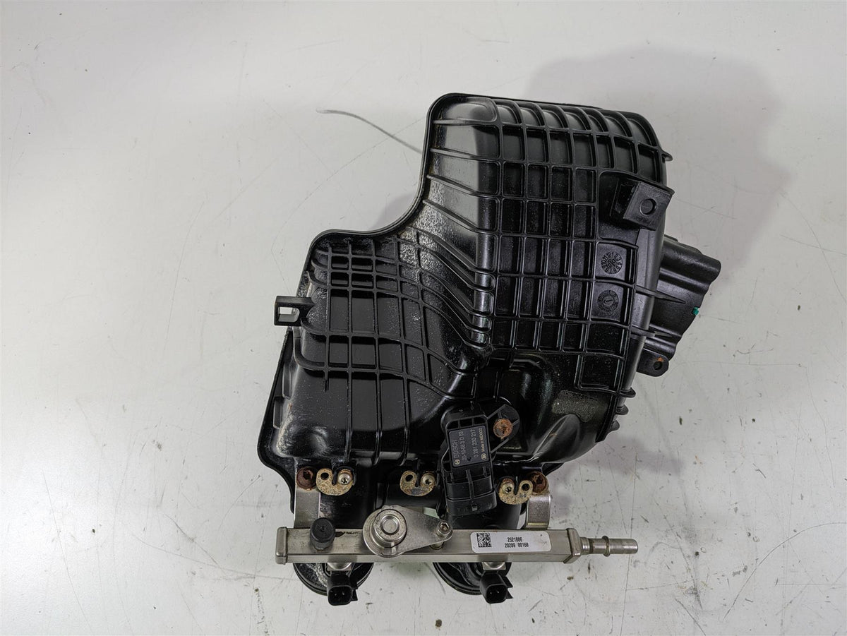 2020 Polaris RZR 900 S Intake Box & Injectors & Fuel Rail 1205891 2521068 {{ shop.shopifyCountryName }} - Mototech271