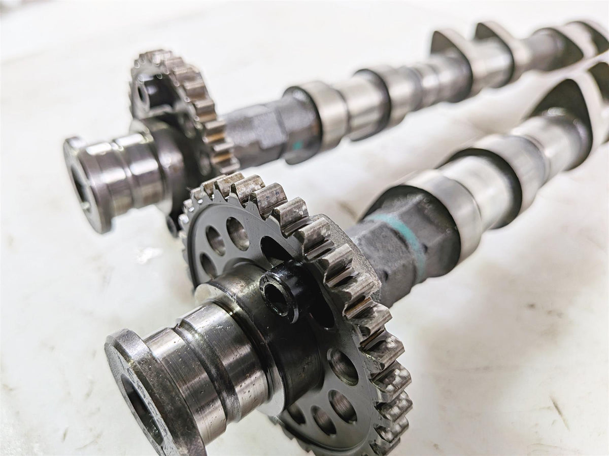 2019 Triumph Speed Triple RS 1050 Cam Shaft Camshaft Set T1141151 T1141152 {{ shop.shopifyCountryName }} - Mototech271