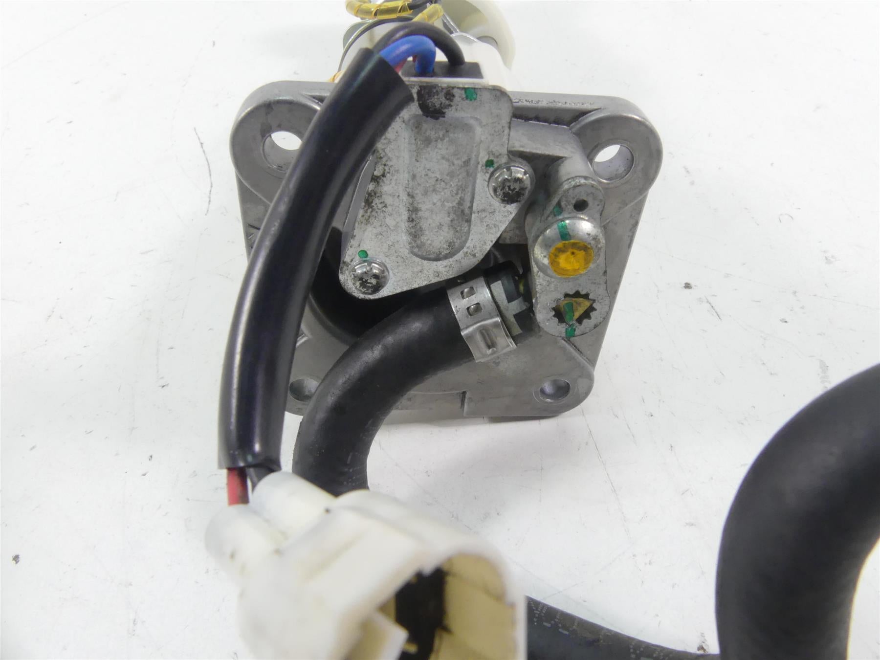 2016 KTM 1290 Superduke R Keihin Fuel Gas Petrol Pump -Tested 60307088000 {{ shop.shopifyCountryName }} - Mototech271