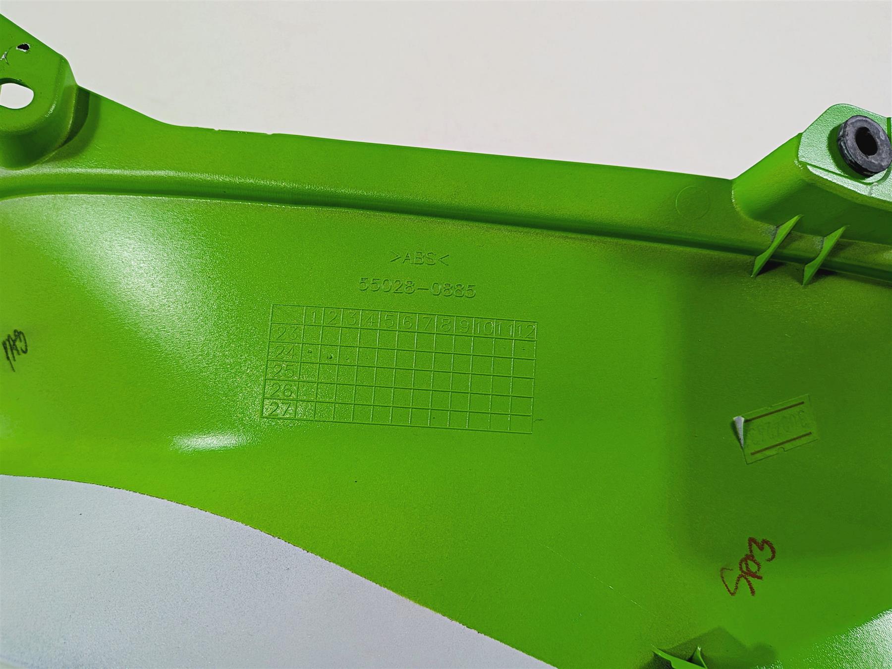 2024 Kawasaki EX500 Ninja 40th An. Right Mid Side Cover Fairing Cowl 55028-0885 {{ shop.shopifyCountryName }} - Mototech271