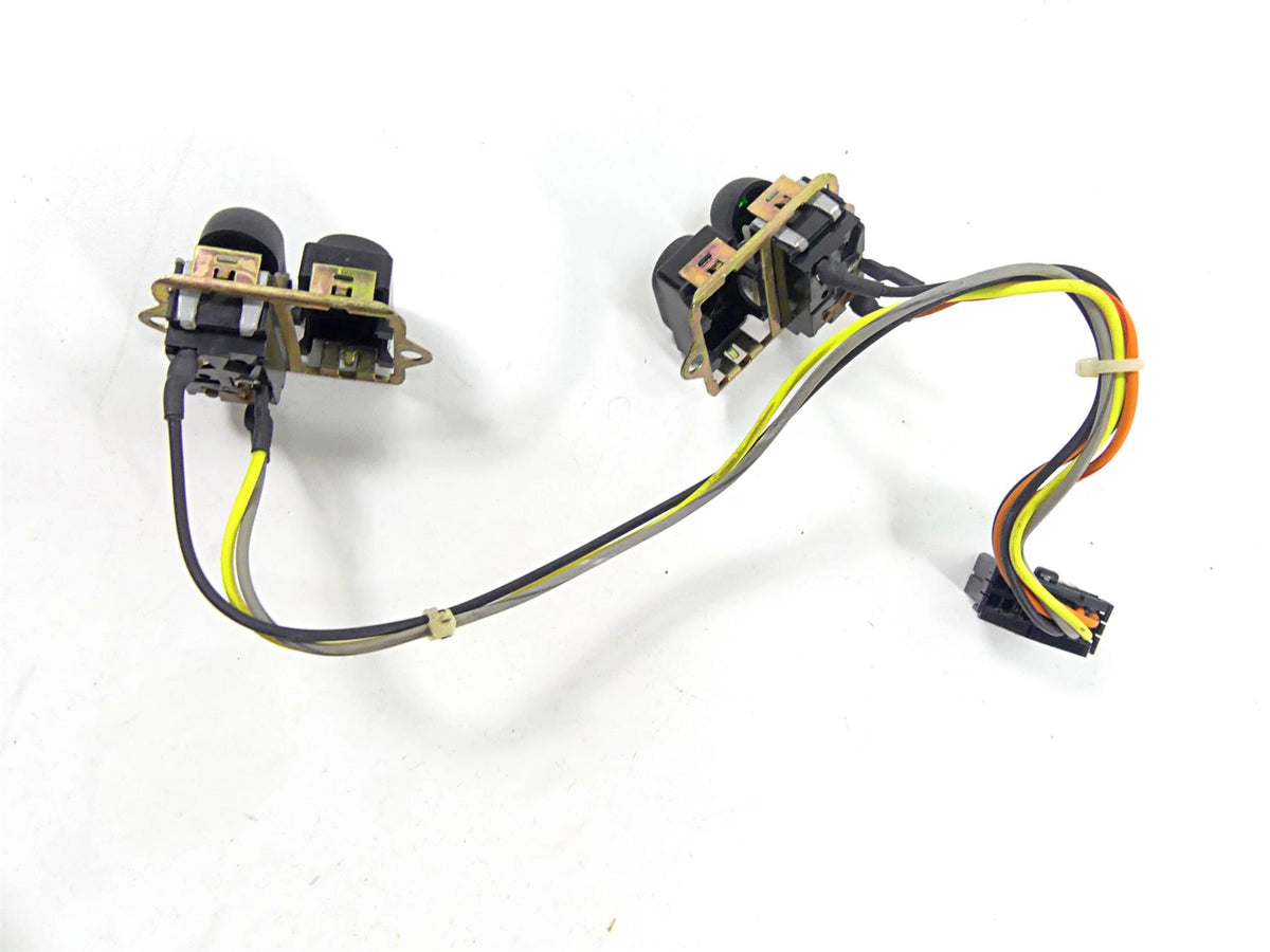 2003 Harley Touring FLHTCI E-Glide 100TH Auxiliary Switch Set 70279-98 {{ shop.shopifyCountryName }} - Mototech271