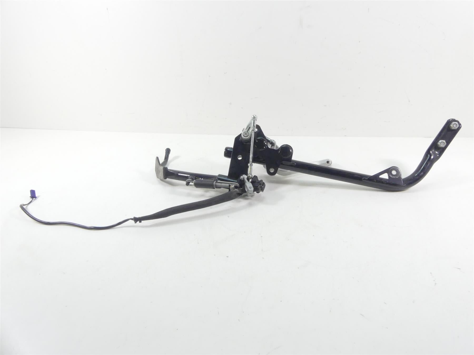 2019 Moto Guzzi V7 III Stone 750 Left Downtube Peg Shifter Kickstand 2B003175 {{ shop.shopifyCountryName }} - Mototech271