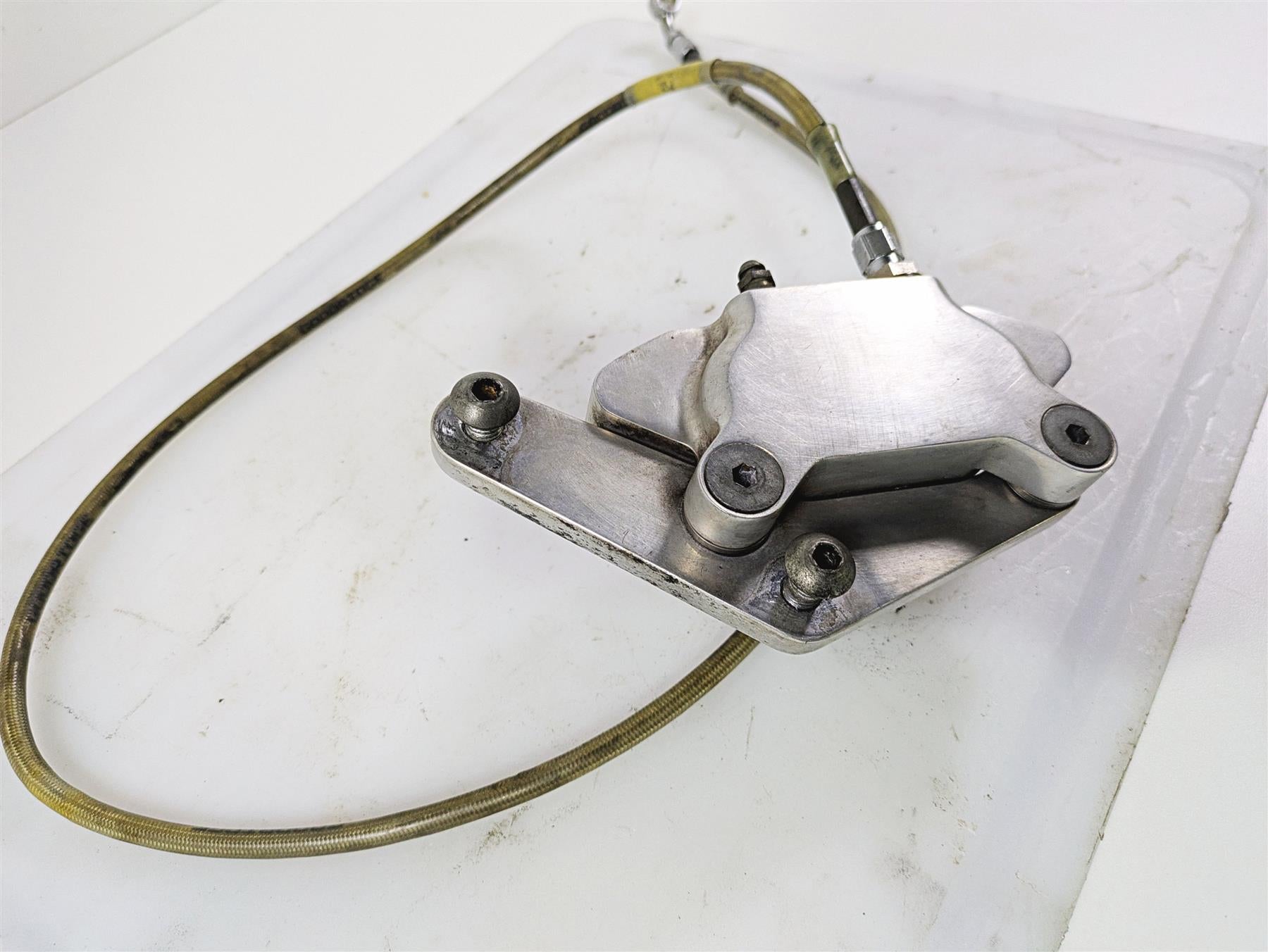 2002 Indian Spirit Deluxe Front Brake Caliper & Bracket 53-176 53-104 {{ shop.shopifyCountryName }} - Mototech271