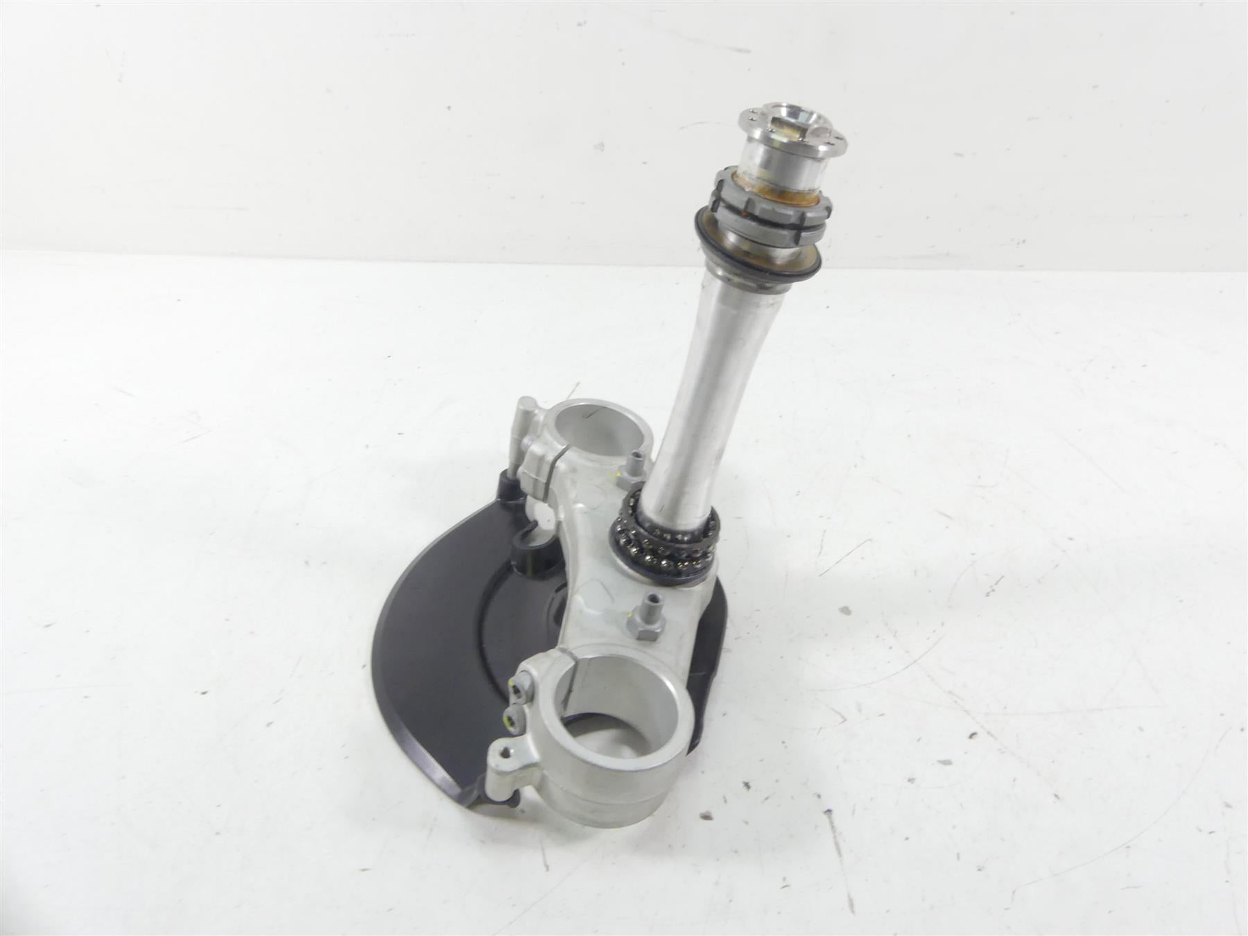 2021 Aprilia RS 660 Lower Triple Tree Steering Clamp Yoke 53mm 2B005255 {{ shop.shopifyCountryName }} - Mototech271