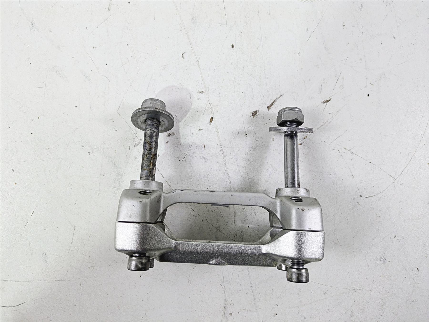2023 BMW G310R K03 Handlebar Riser Holder Clamp Set 32718554120 {{ shop.shopifyCountryName }} - Mototech271